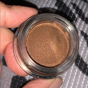Mac eyeshadow
